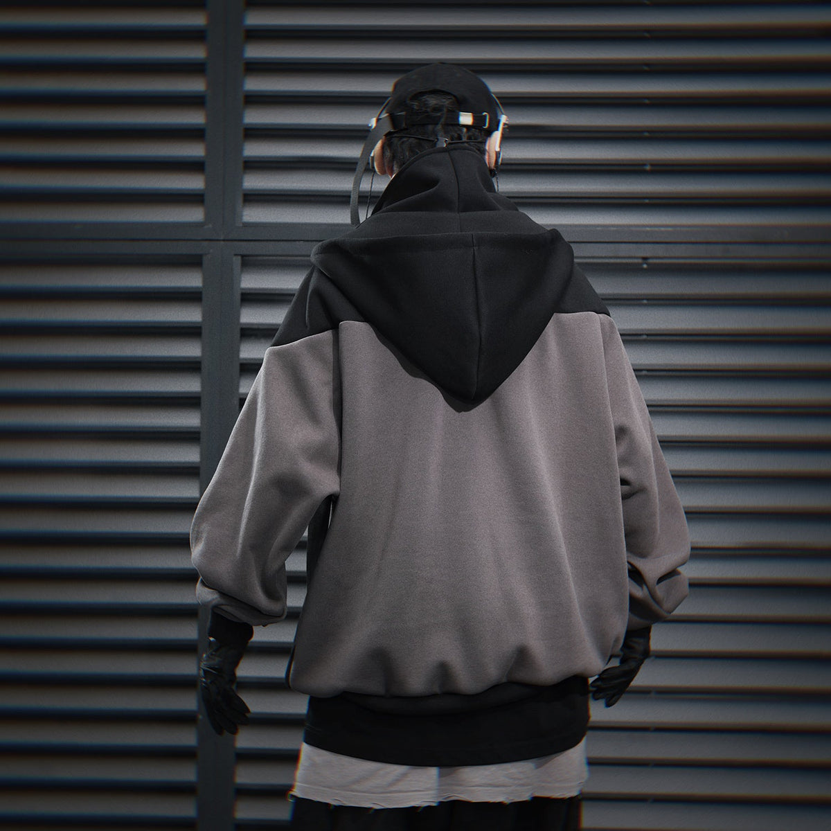 HiH51 Black T-Tech Men's Hoodie