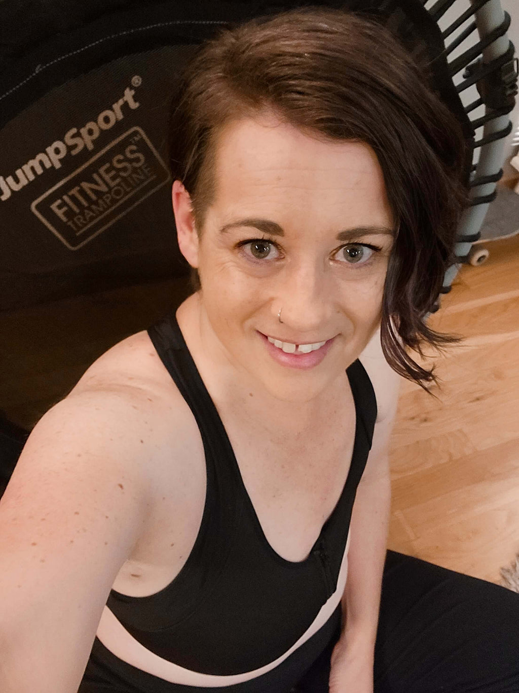 Hero Front-Closure Sports Bra - Black