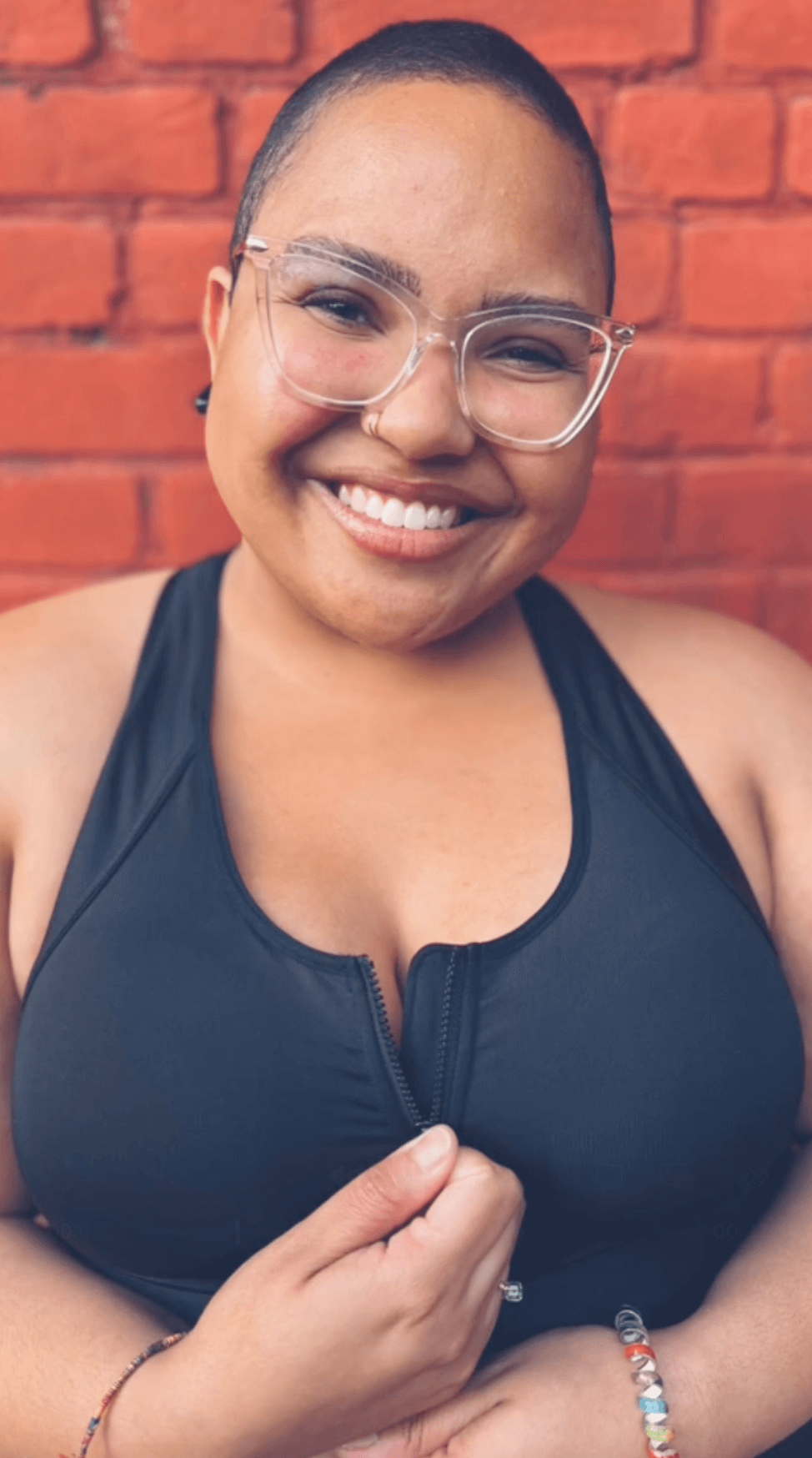 Hero Front-Closure Sports Bra - Black