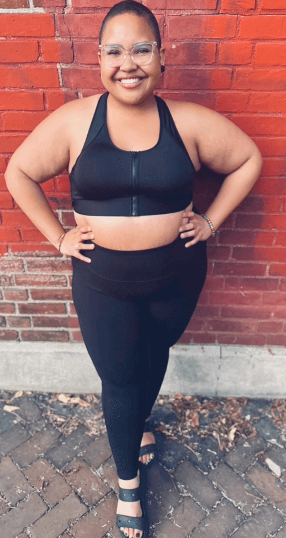 Hero Front-Closure Sports Bra - Black