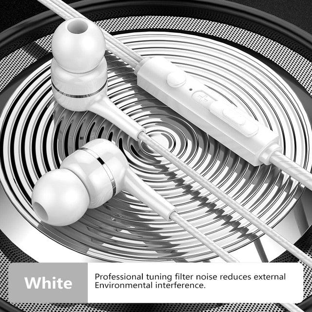 Wired In-Ear Earbuds with Noise-Reducing Mic